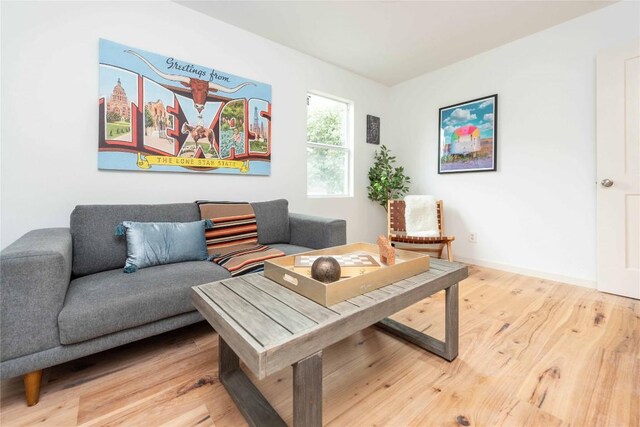 3801 Wilson St, Austin, TX 78704 - living area with wood finished floors and baseboards