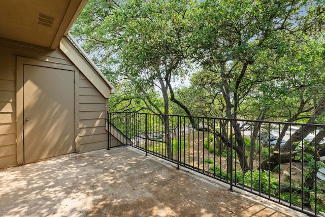 1135 Barton Hills Dr Unit 240, Austin, TX 78704 - view of patio featuring a balcony