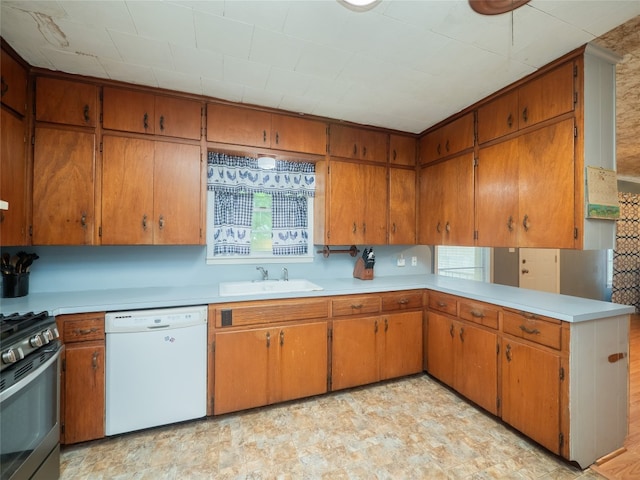 302 Vernon St, Thrall, TX 76578 - photo 11
