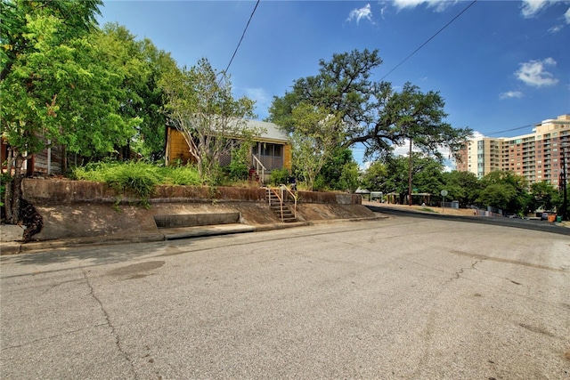 1001 Catalpa St, Austin, TX 78702 - view of front of property with stairway