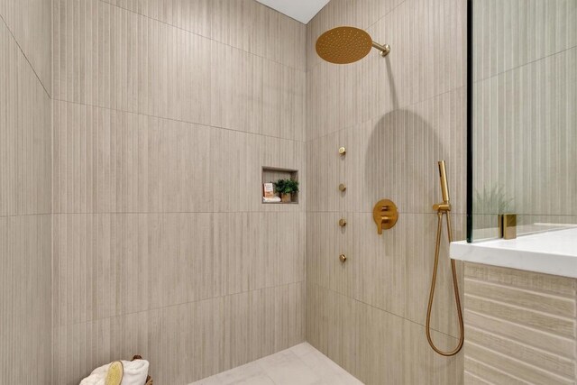 18408 F M Road 1431, Jonestown, TX 78645 - bathroom featuring tiled shower