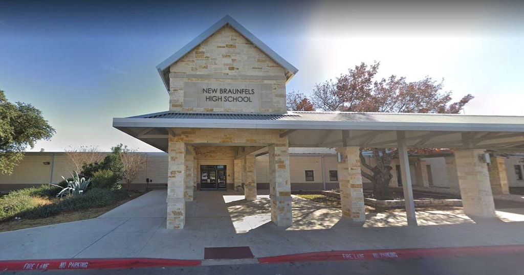 3067 Pike Dr, New Braunfels, TX 78132 - exterior view of stone siding