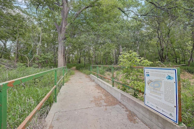108 Howi Ln, Bastrop, TX 78602