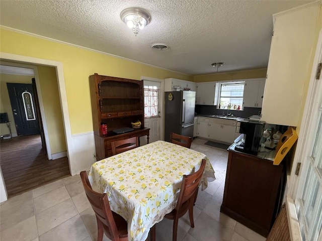 2325 11th St, Port Neches, TX 77651 - photo 8