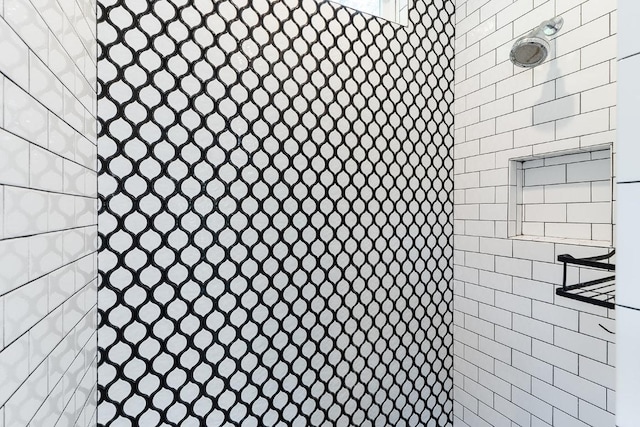 20702 Post Oak Dr, Lago Vista, TX 78645 - bathroom view of tiled shower