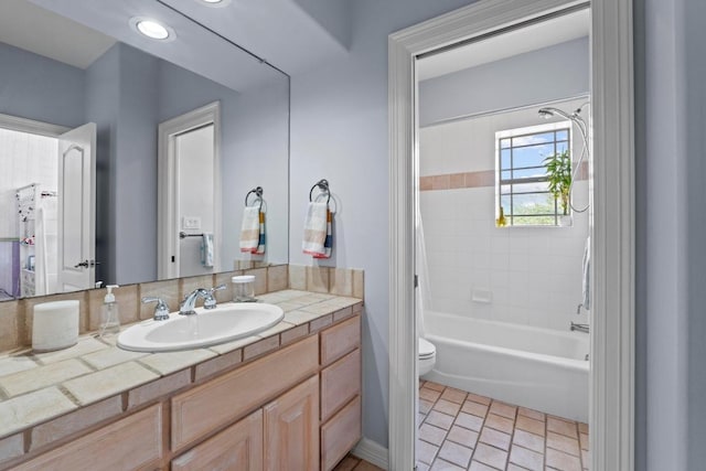 205 Champion Dr, Lakeway, TX 78734 - full bath with vanity and shower / bath combo