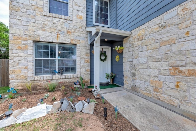 18400 Sun Haven Cv, Elgin, TX 78621 - entrance to property with stone siding