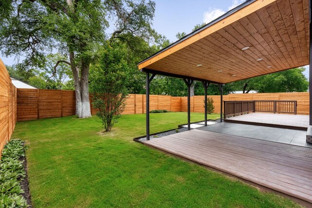 2716 Gettysburg Dr, Austin, TX 78745 - view of yard with a deck