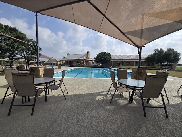 20125 Chayton Cir, Pflugerville, TX 78660 - community pool with a patio
