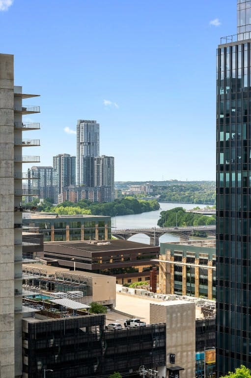 360 Nueces St Unit 1407, Austin, TX 78701 - view of city featuring a large body of water