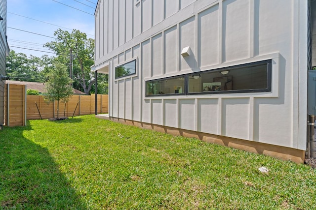 2114 Haskell St, Austin, TX 78702 - view of yard