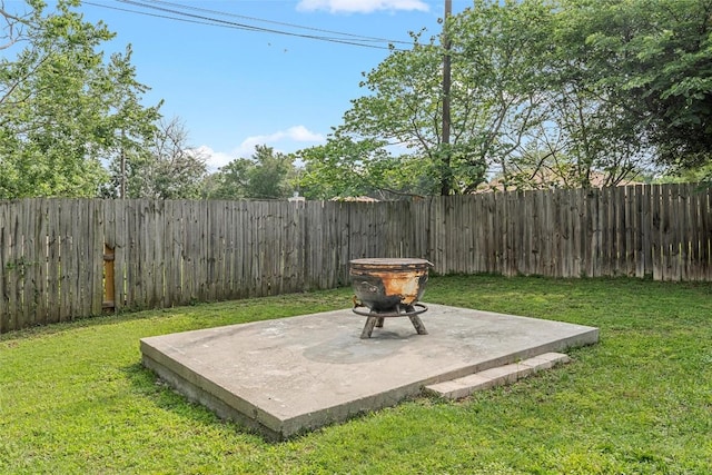 306 Southbrook Dr, Killeen, TX 76542 - view of yard with a patio area