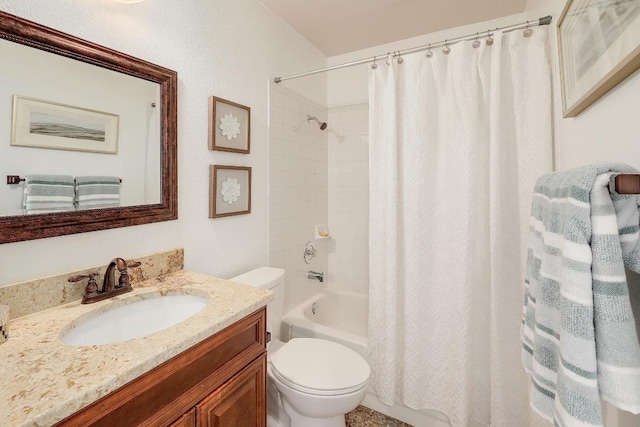 13413 Bolivia Dr, Austin, TX 78729 - full bath featuring toilet, shower / bath combination with curtain, and vanity