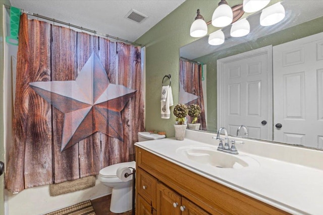 7406 Nez Perce Trce, Manor, TX 78653 - full bathroom with toilet, vanity, and a shower with curtain