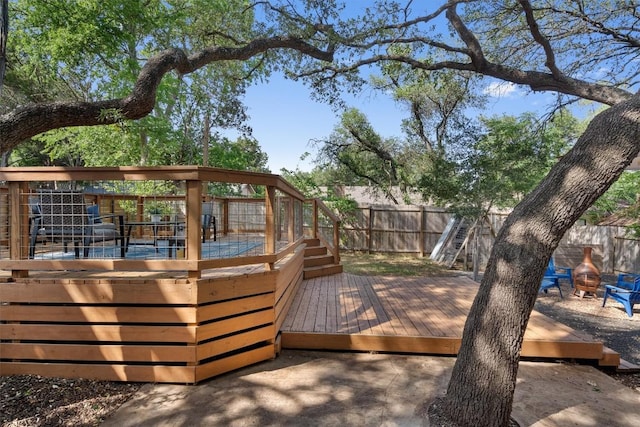 902 Acorn Oaks Dr, Austin, TX 78745 - wooden terrace with a fenced backyard