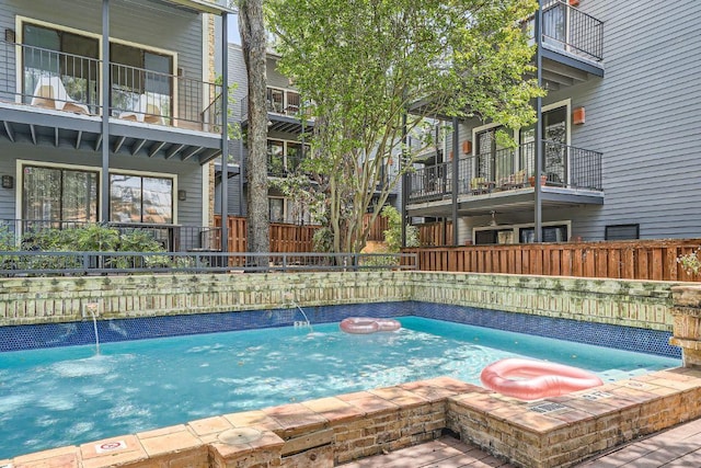 606 W Lynn St Unit 16, Austin, TX 78703 - view of pool