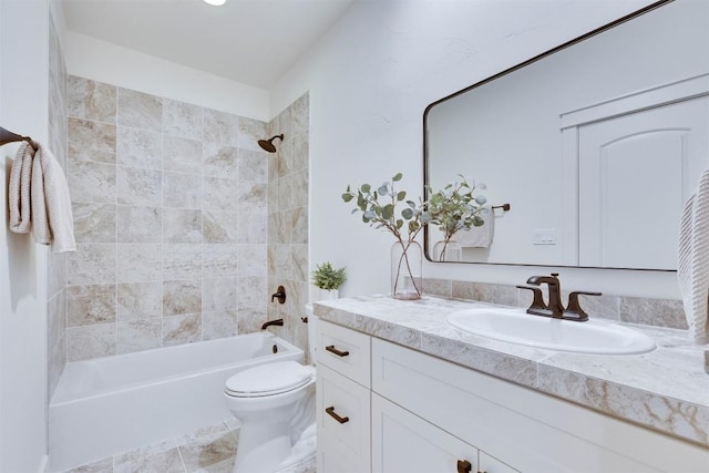 13601 Montview Dr, Austin, TX 78732 - full bath with vanity and shower / bathtub combination