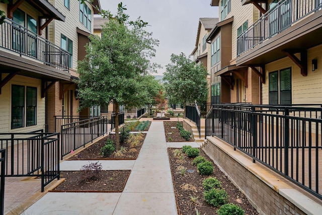 2209 Woodland Ave Unit 301, Austin, TX 78741 - view of property's community