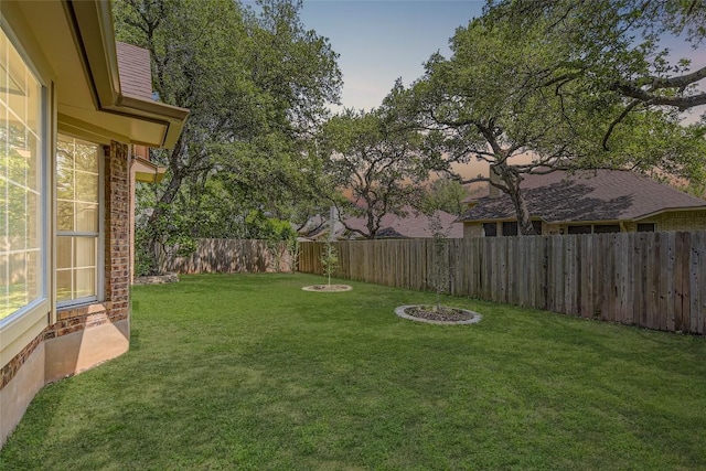 6411 Abilene Trl, Austin, TX 78749 - view of yard