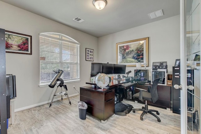 17101 Borromeo Ave, Pflugerville, TX 78660 - office featuring wood finished floors and baseboards
