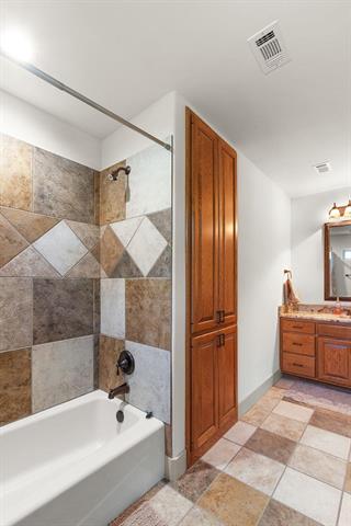 1002 Scenic Loop, Kingsland, TX 78639 - photo 29