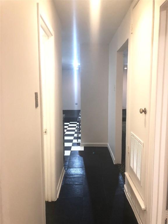 2403 Sherwood Ln, Austin, TX 78704 - hall with baseboards