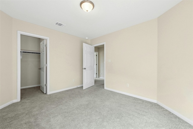 4203 Birdwatch Loop Unit 14, Pflugerville, TX 78660 - unfurnished bedroom featuring carpet and a spacious closet
