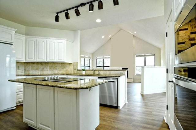 505 Vista View Trl, Spicewood, TX 78669 - photo 13