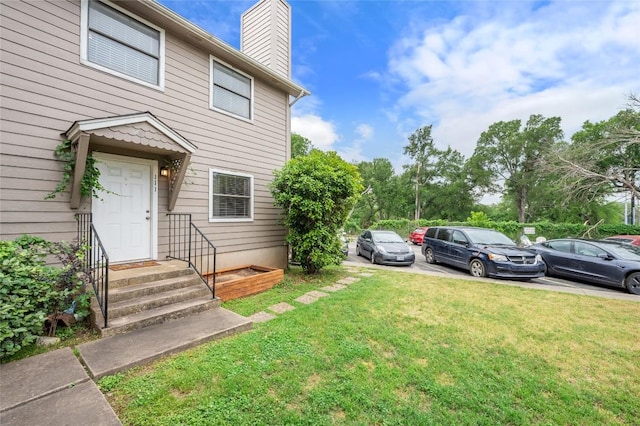 5616 Emerald Forest Dr Unit 111, Austin, TX 78745 - view of grassy yard