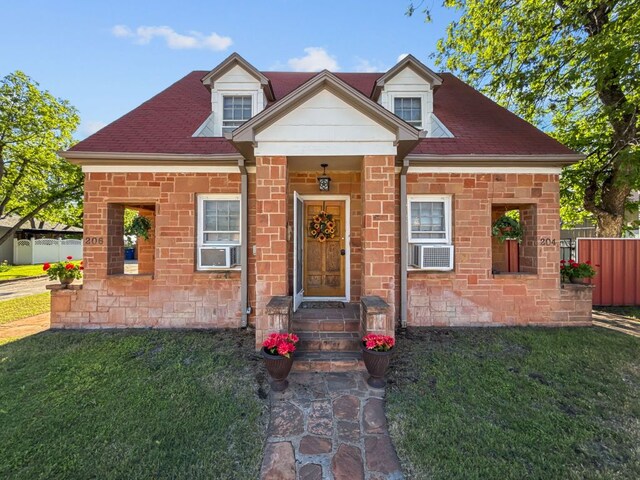 206 S Clear St, San Saba, TX 76877 - view of front facade featuring stone siding