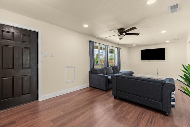 1145 E Sunset St, Waco, TX 76704 - living area with baseboards, wood finished floors, ceiling fan, and recessed lighting
