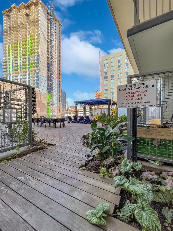 603 Davis St Unit 1108, Austin, TX 78701 - view of wooden terrace