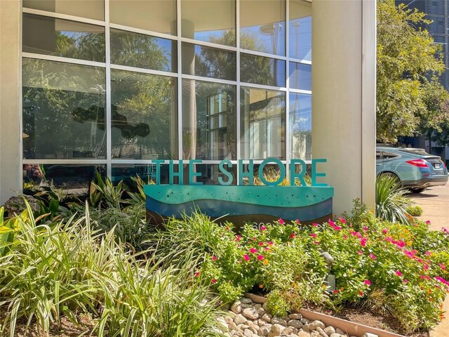 603 Davis St Unit 1108, Austin, TX 78701 - view of community / neighborhood sign