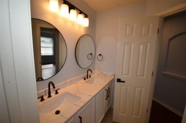840 Smoke Signal Pass, Pflugerville, TX 78660 - bathroom with double vanity