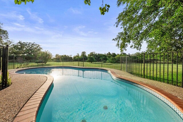 320 Woodland Oaks Trl, Buda, TX 78610 - photo 31