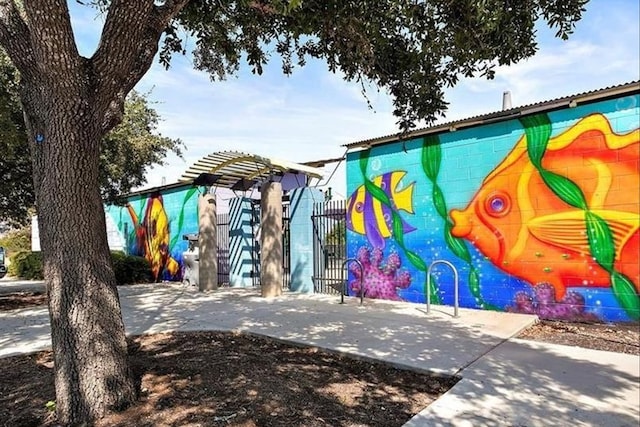 7006 Beckett Rd, Austin, TX 78749 - view of property's community