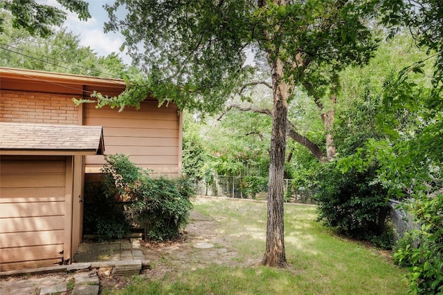 2300 Westworth Cir, Austin, TX 78704 - view of yard