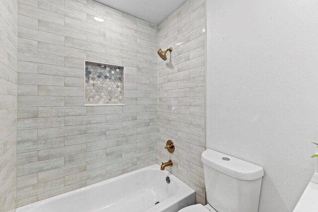 7302 Hartnell Dr, Austin, TX 78723 - full bath featuring toilet and bathing tub / shower combination