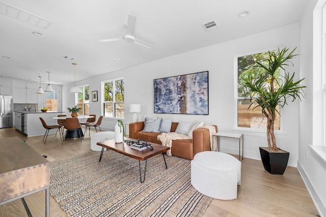 2105 Sl Davis Ave Unit 1, Austin, TX 78702 - photo 3