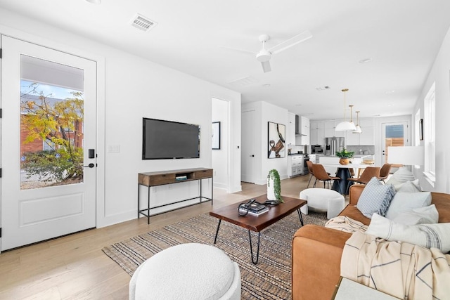 2105 Sl Davis Ave Unit 1, Austin, TX 78702 - photo 6