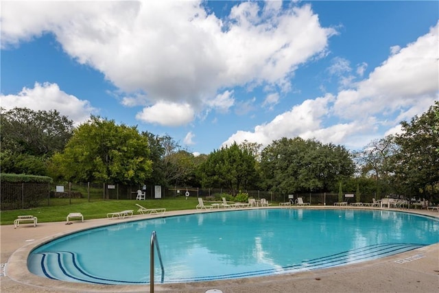 11710 Raymond C Ewry Ln, Austin, TX 78748 - community pool with view of wooded area