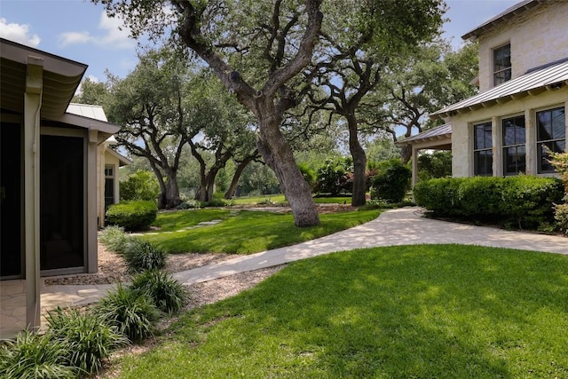 3020 Maravillas Loop, Austin, TX 78735 - view of green lawn