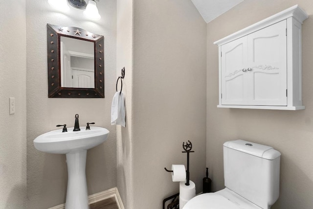 5109 Scenic Lake Dr, Georgetown, TX 78626 - bathroom with toilet