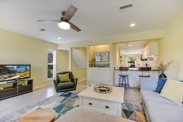 402 Lost Echo Unit 8, Horseshoe Bay, TX 78657 - photo 8
