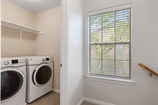 11237 Lost Maples Trl, Austin, TX 78748 - laundry area featuring washing machine and clothes dryer and baseboards