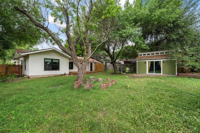 1506 Northridge Dr, Austin, TX 78723 - view of yard featuring an outbuilding