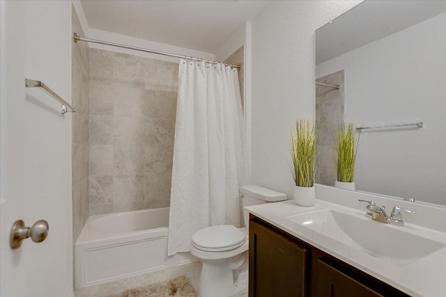 561 Greatest Gift Way, Jarrell, TX 76537 - full bath featuring vanity, toilet, and shower / bath combo