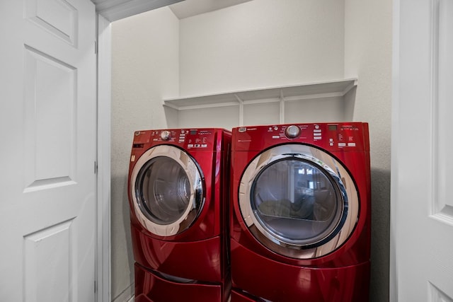 2101 Rivers Edge Way Unit 9, Austin, TX 78741 - washroom featuring washer and dryer