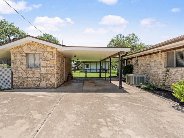 501 Willow St, Buchanan Dam, TX 78609 - photo 5