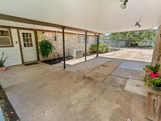 501 Willow St, Buchanan Dam, TX 78609 - photo 7